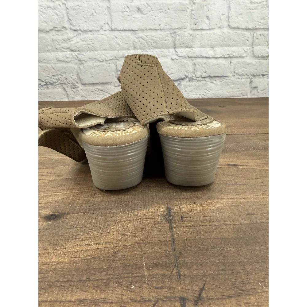 FLY London Taupe Perforated Wedge Sandals EU 39 Comfort Boho Lagenlook Shoes